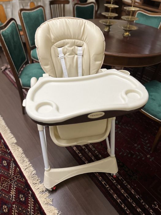 Стол кормления для детей