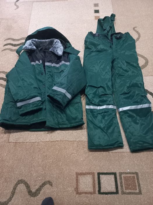 Спец.одежда зимняя размер 52