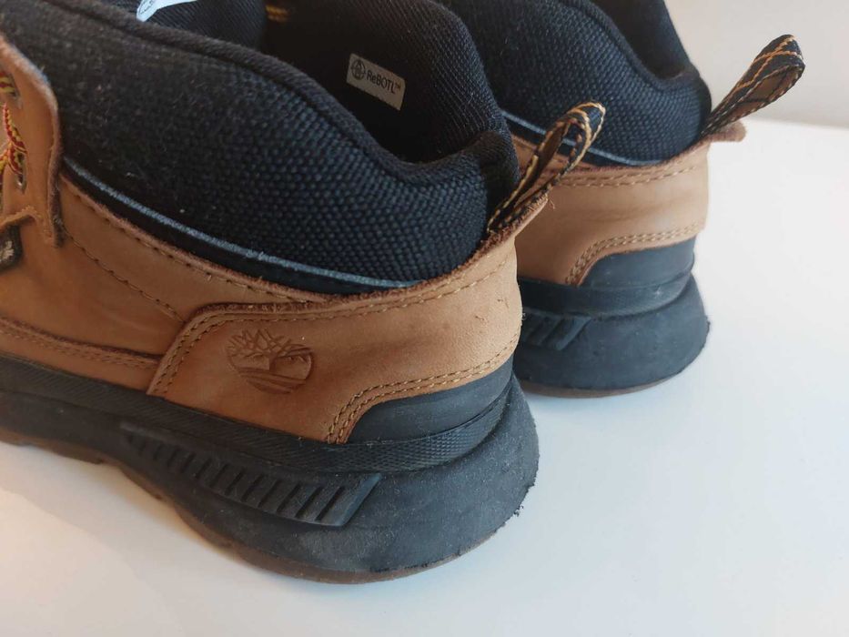 Юношески обувки Timberland Field Trekker Mid Lace-Up Trainer