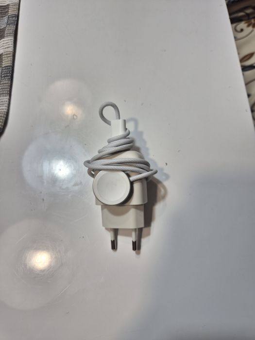 Продавам Apple Watch 9 series