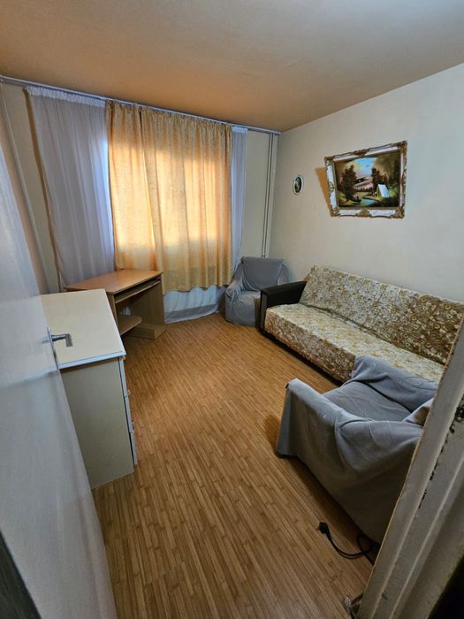 Vand / schimb aprtament 3 camere, confort 1, etaj 3, balcon