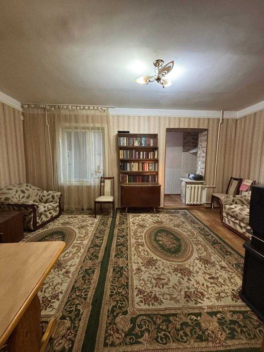 Продаю квартиру. 1\2\4 Юнусабад-18  Галерейка,кирпичный Сайрам