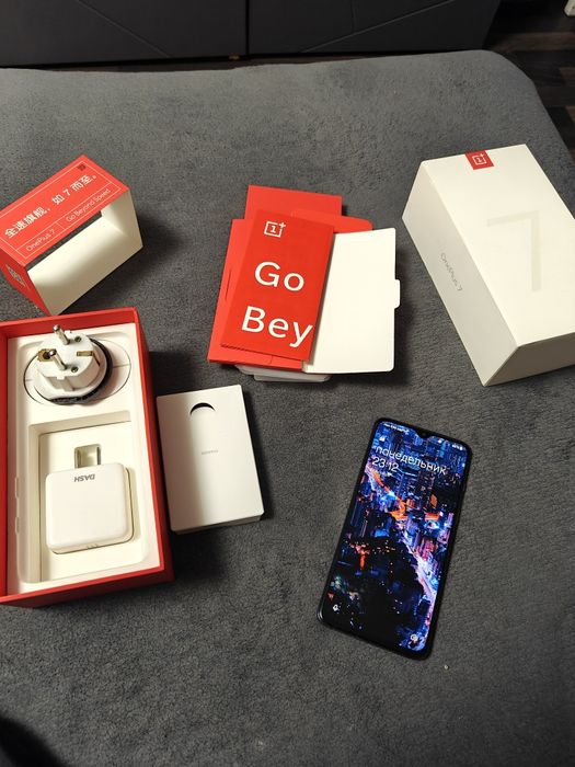 Смартфон "One plus7" 256гб
