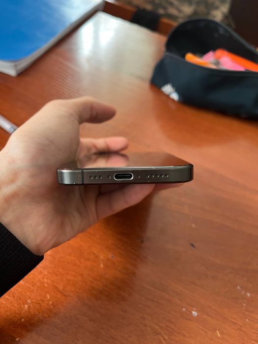 Iphone 15 pro 256 gb