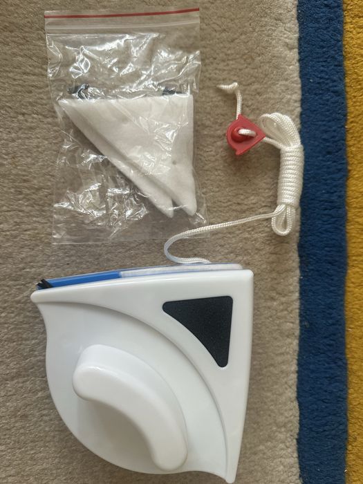 Уред за двустранно почистване на прозорец+преглед и тест