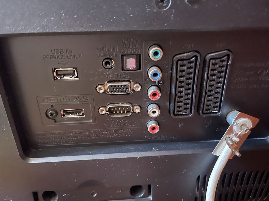Televizor cu diagonala 48 inci  LG.