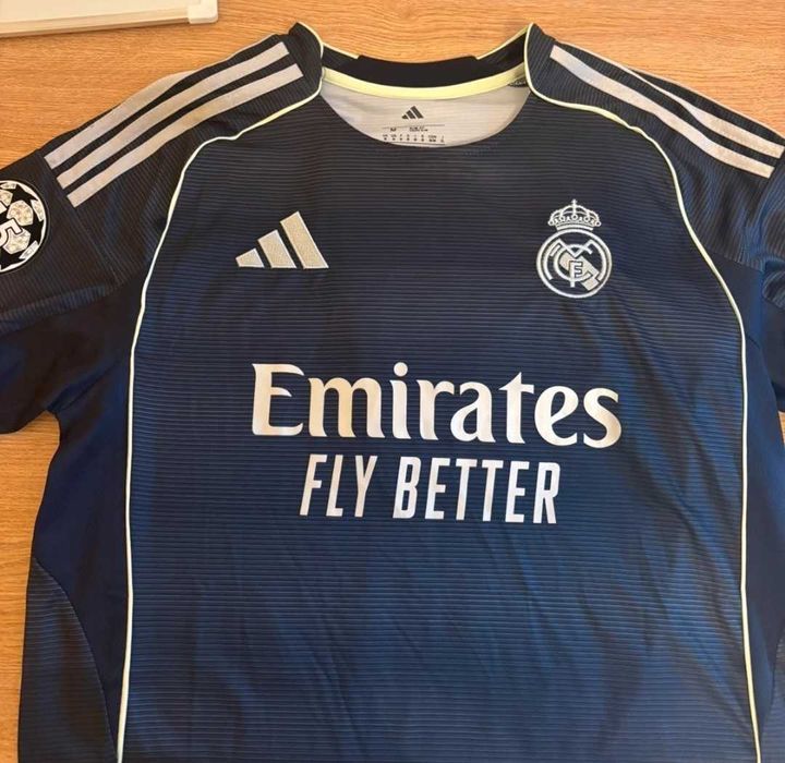 Реал Мадрид Тениски