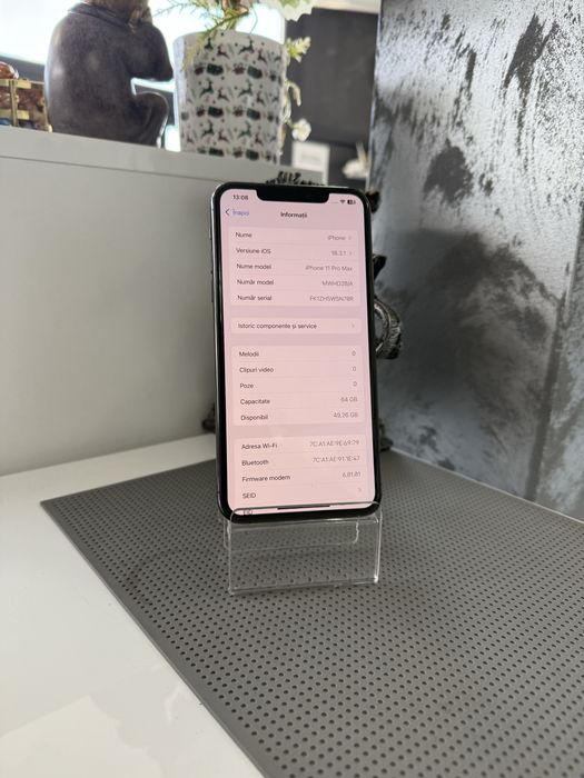 Vand iphone 11 pro max de 64 gb