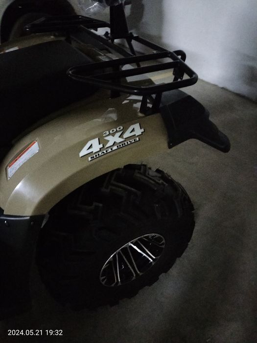 Квадроцикл Linhai 300