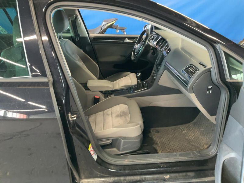 Volkswagen Golf VII 2.0 TDI Highline BlueMotion Tech 2013
