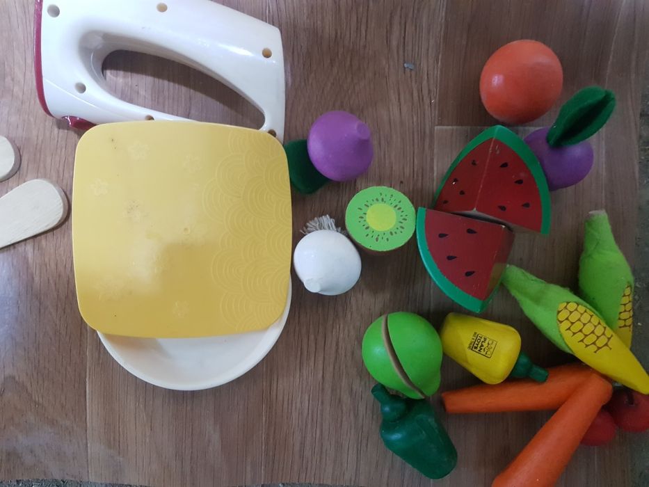 Продам детские игрушки для девочек