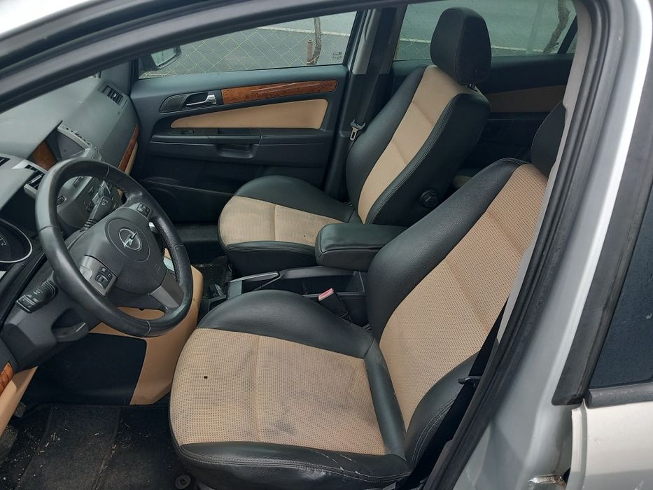 Opel  Zafira 1.9cdti- 150кс./2007/- на части