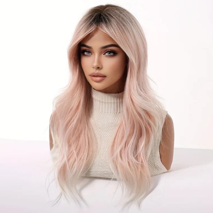 Парик оттенка клубничный блонд