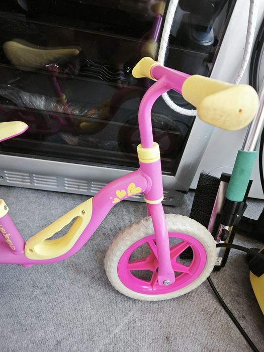 Колело за баланс Chillafish Charlie pink