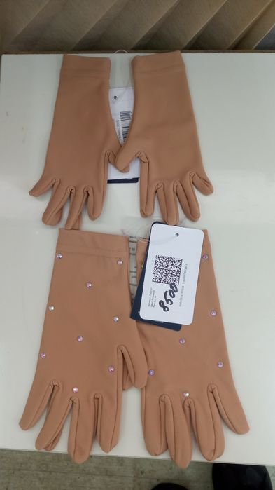 Одежда для фигурного катания