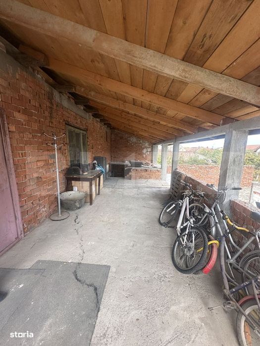Casa tip P+E, 280 mp utili, zona 14 Mai