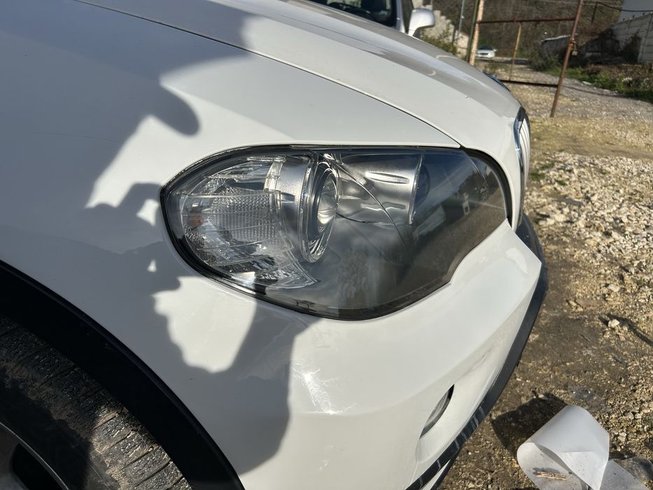 Полиране фарове и облепяне  с фолио