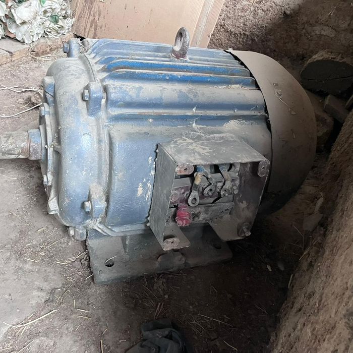 Электродвигатель 1500 оборот.