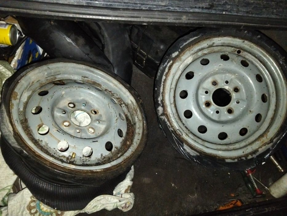 2 диска штамп на 13 камера