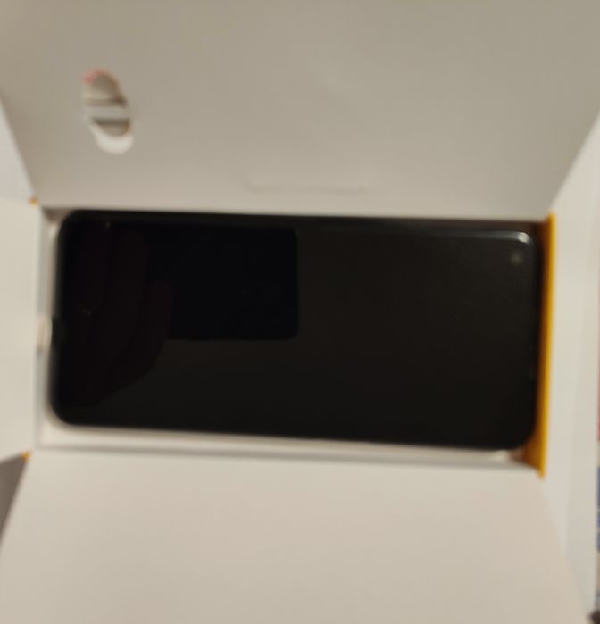 Realme 8 5g много запазен