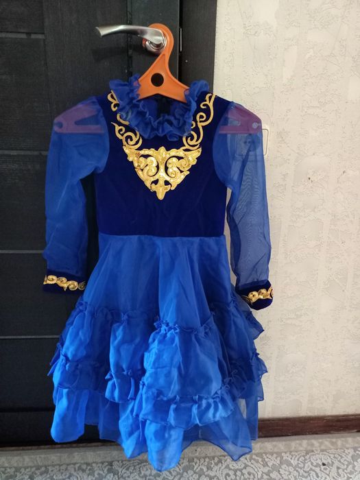 Продам платье в хорошем состоянии