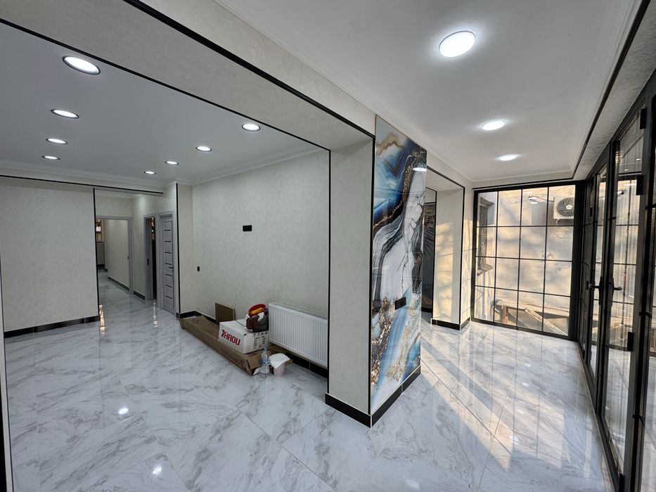 Юнусабад/Шахристанский - Продается нежилое помещение вдоль дороги 90м2