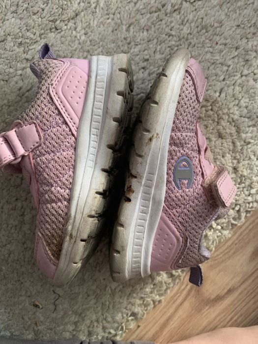 Adidasi Champion fetite nr. 22
