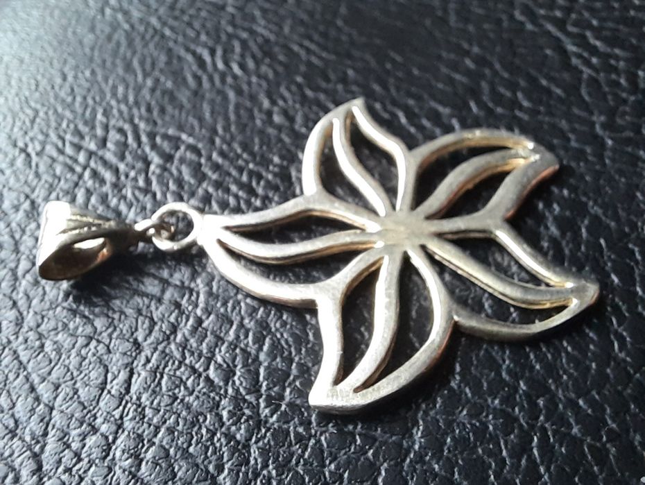 Сребърна висулка- морска звезда !