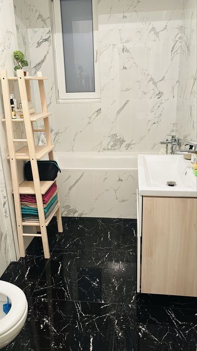 Vand apartament cu 3 camere, str Bujorilor Burdujeni