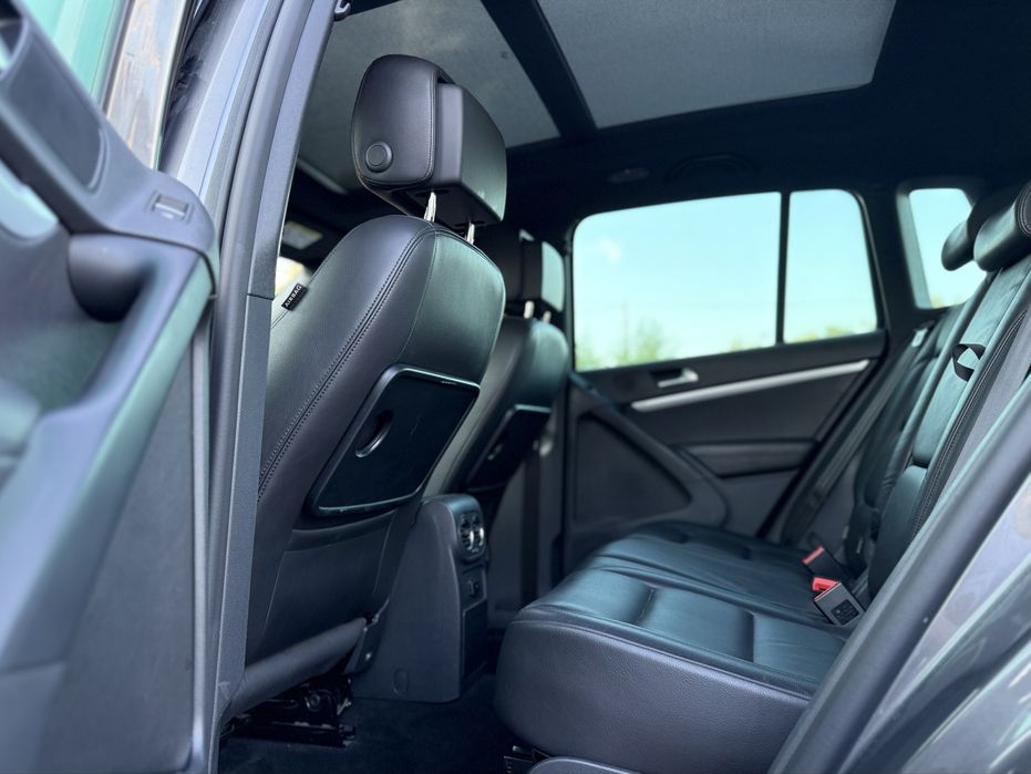 VW TIGUAN 2.0 TDI R-Line 177 CP | 4Motion | 2015 | DSG | R.A.R efectuat |