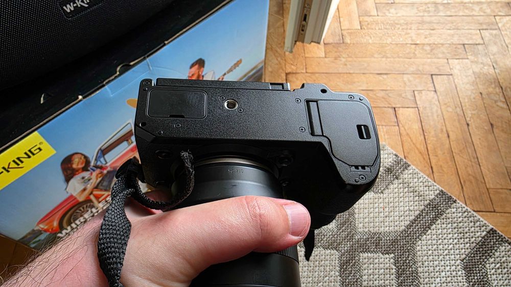 Фотоапарат Fujifilm X-H2-гаранция до 20.1.2027 с обектив Tamron 18-300