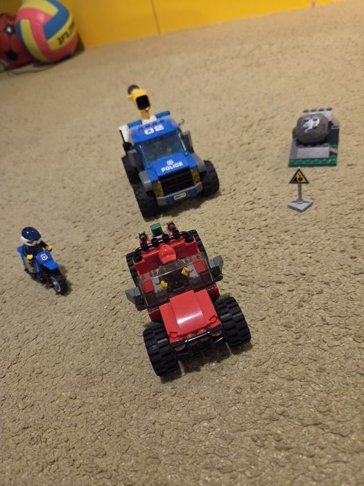 Lego City Mașina de politie montana