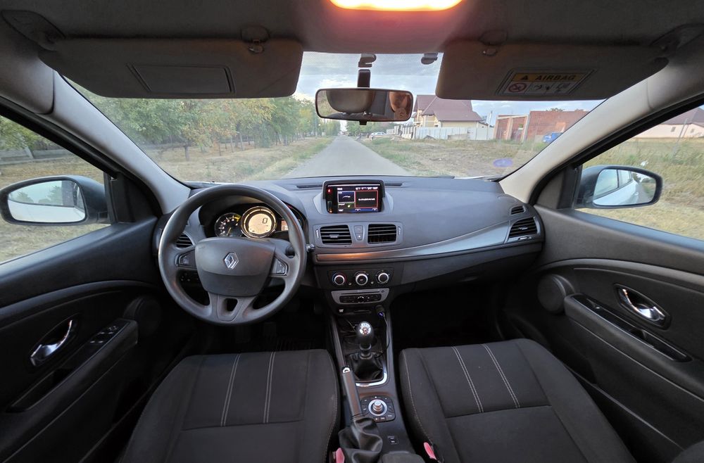 RENAULT Megane 2016 — imagine 5