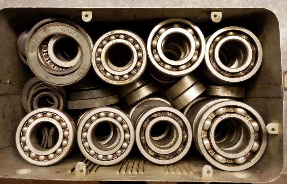 Продам подшипник ,