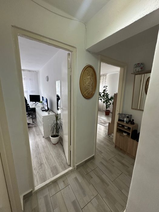 Apartament 3 camere in Dambovita , gata de mutat!