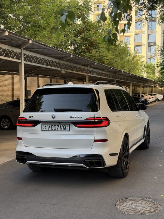 Bmw X7 xDrive60i Full