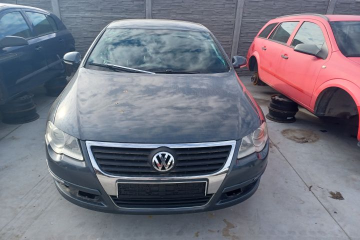 Rezervor combustibil 3C0201021GR Volkswagen VW Passat B6