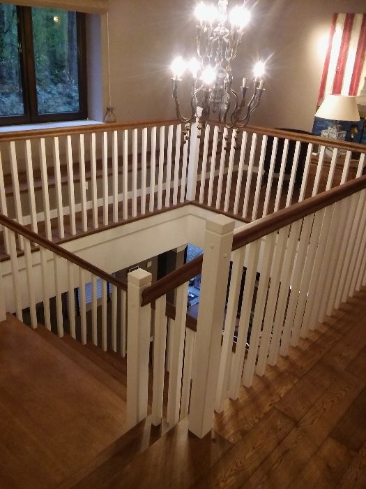 Scări din lemn  stratificat calitate premium