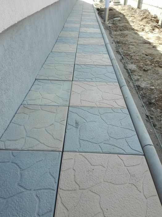 Pavele pavaje antiderapante pentru curte - model 20x20 STAR