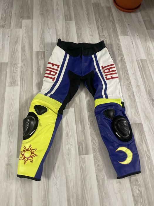 Мото екип ямаха може и отделно да се продават