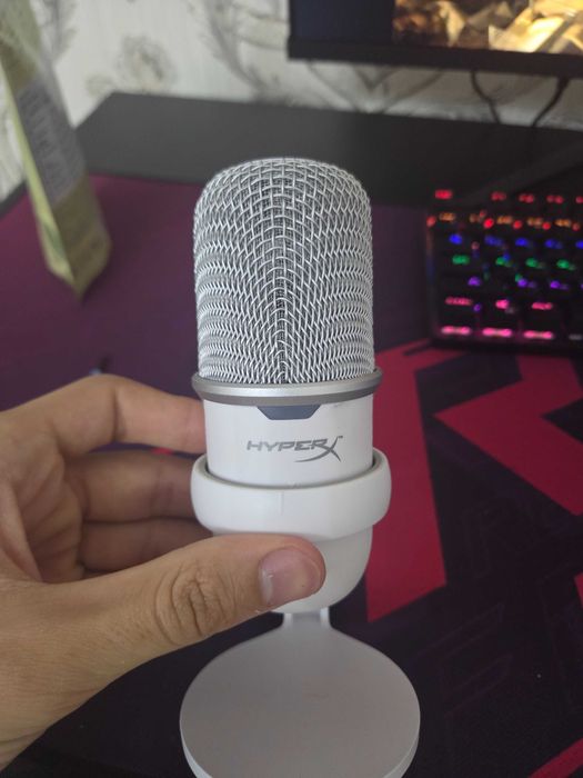 Микрофон HyperX solo cast