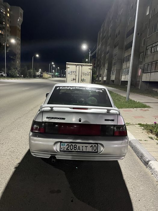 Продам обмен ваз 2110