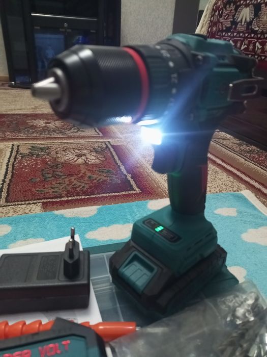 Продам рабочий.Перфоратор