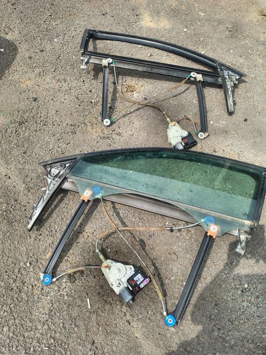 Macara stânga dreapta audi A3 8P