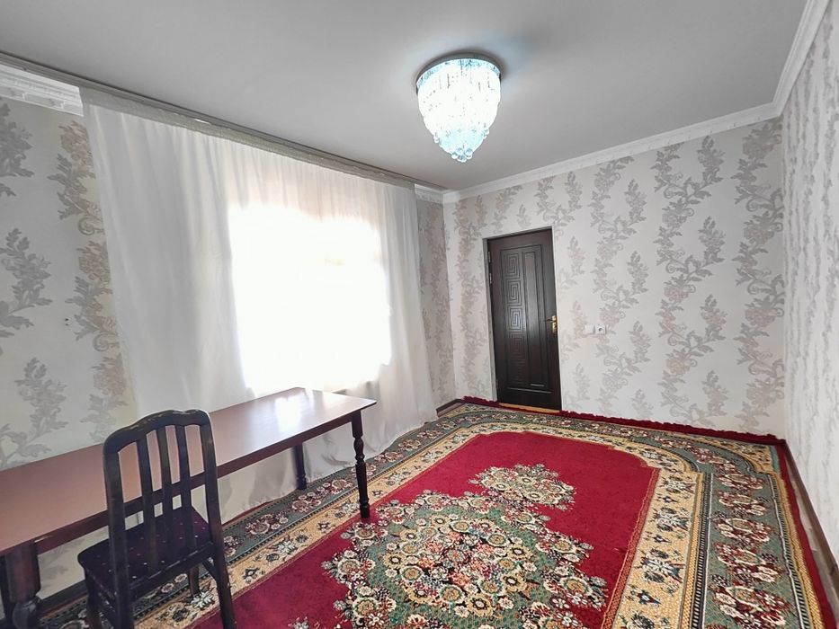 Qibray Markazi 3 sotix uy 6 xona / Центр Кибрая дом 3 сот 6 комнаты