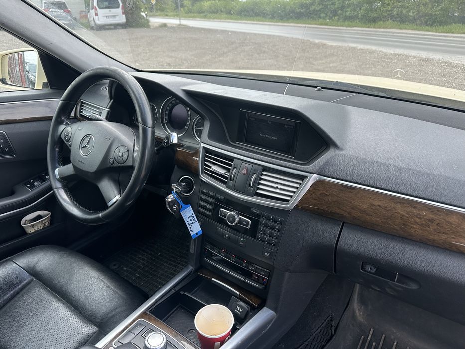 Мерцедес Е класа комби W212 - 220cdi- 651. НА ЧАСТИ!