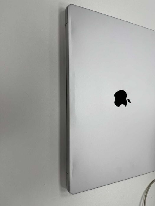 Apple MacBook Pro 16 M1 Max 64GB/2TB