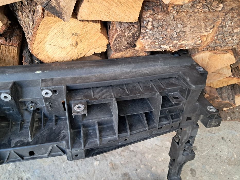 Предна Основа очиларка Seat Tarraco