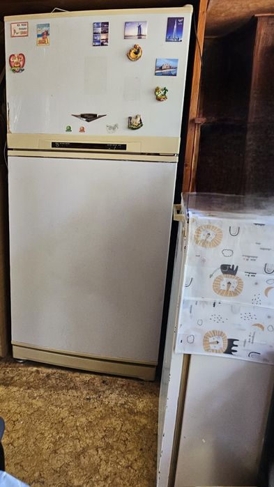 SUPER GENERAL 2х камерный большой холодильник с DUBAI,ORIGINAL