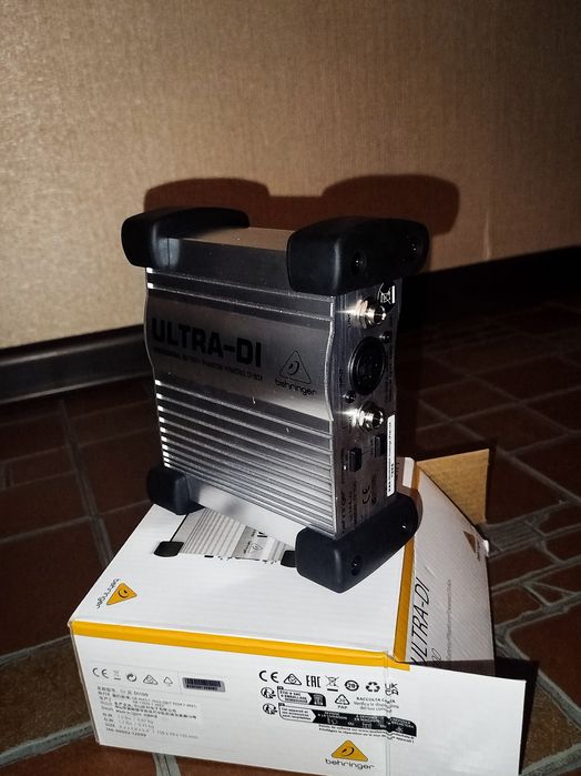 Торг! Новый Активный Behringer DI-Бокс — Ultra-DI DI100